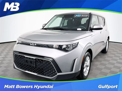 Used 2025 Kia Soul LX w/ LX Technology Package