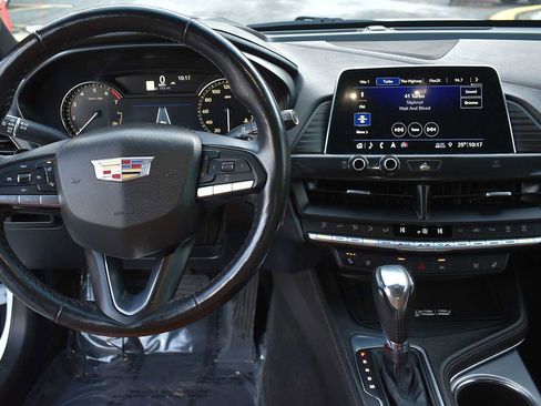 Used 2020 Cadillac CT4 Premium Luxury image 12