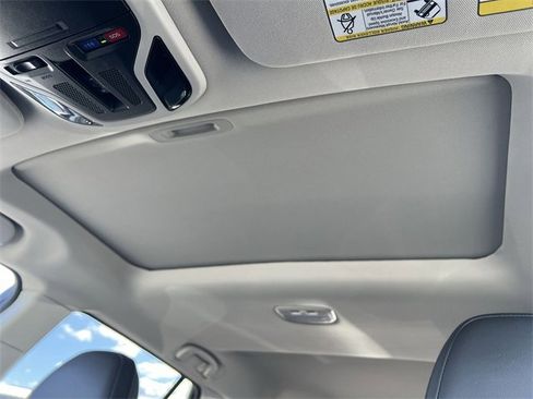 Certified 2025 Subaru Outback Limited image 17