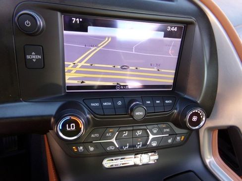 Used 2018 Chevrolet Corvette Grand Sport image 17