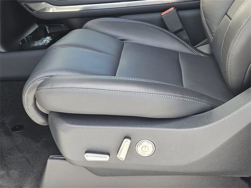 New 2025 Lincoln Navigator Reserve w/ Jet Appearance Package image 22