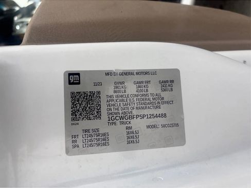 Used 2023 Chevrolet Express 2500 Extended w/ Driver Convenience Package RWD image 28