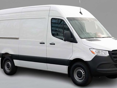 New 2026 Mercedes-Benz Sprinter 2500 image 3
