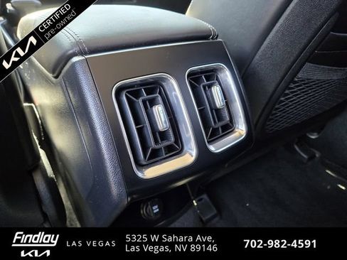Certified 2025 Kia Sorento S FWD image 16