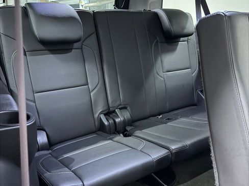 Used 2015 Chevrolet Suburban LT w/ Max Trailering Package image 10