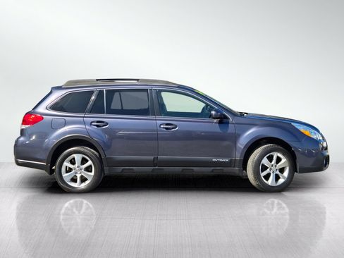 Used 2014 Subaru Outback 2.5i Limited AWD/4WD image 3