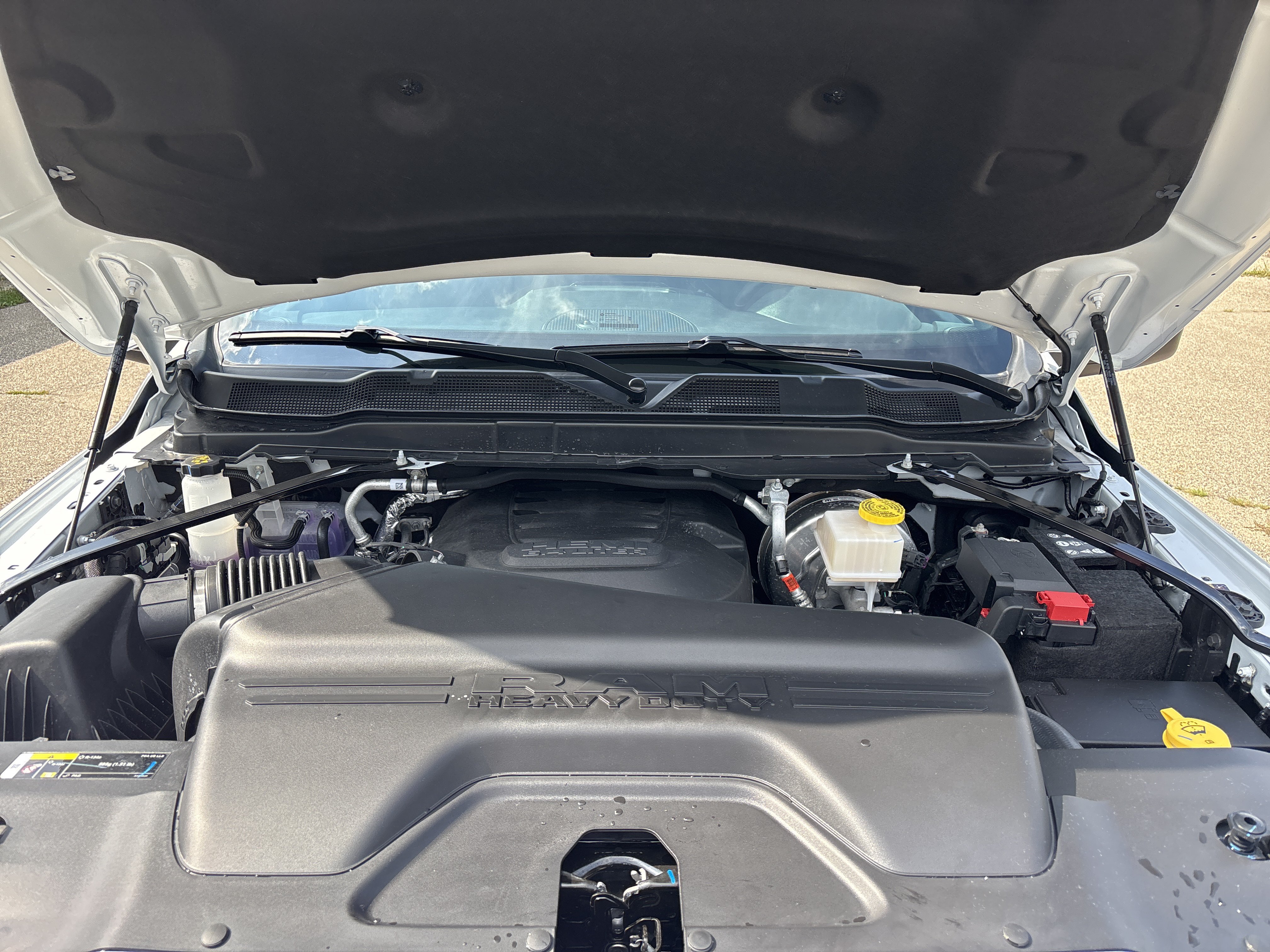 New 2026 RAM 2500 Tradesman AWD/4WD image 13