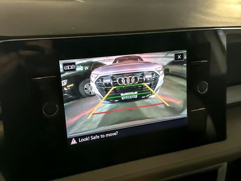 New 2026 Volkswagen Taos SEL AWD/4WD image 19