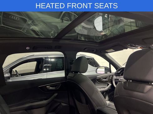 Used 2025 Audi Q7 3.0T Premium w/ Convenience Package image 17