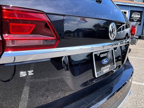 Used 2020 Volkswagen Atlas SE FWD image 12