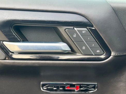 Used 2022 GMC Sierra 1500 AT4X image 24