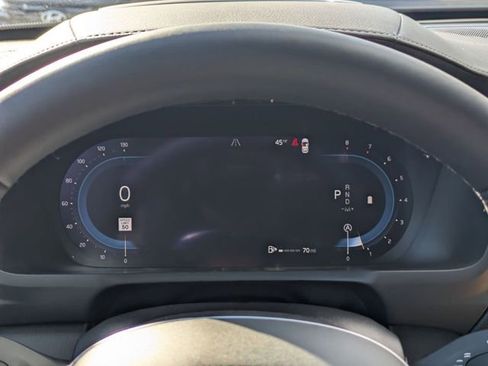 Used 2024 Volvo XC90 B6 Ultimate w/ Protection Package Premier image 8