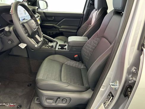 Used 2026 Toyota 4Runner TRD Sport Premium AWD/4WD image 16