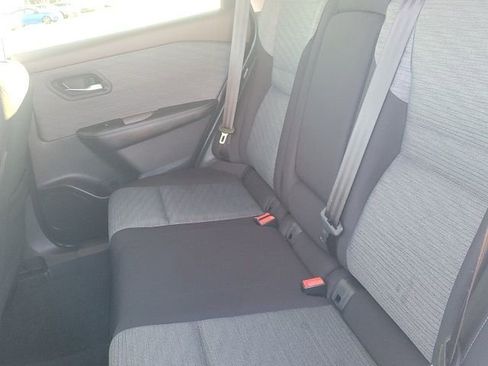 Used 2023 Nissan Rogue SV image 21