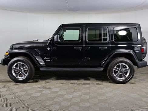 Used 2020 Jeep Wrangler Unlimited Sahara w/ Uconnect 4C Nav & Sound Group image 11