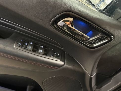 Used 2025 Dodge Durango GT AWD/4WD image 6