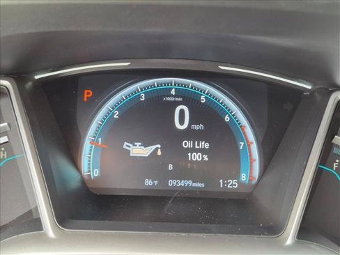 Used 2018 Honda Civic EX-L image 11