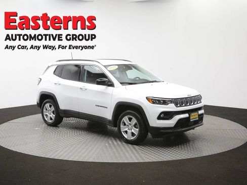 Used 2022 Jeep Compass Latitude w/ Convenience Group AWD/4WD image 48