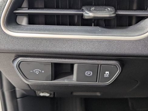 New 2026 Kia K4 LXS image 13