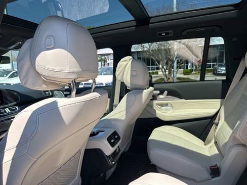 New 2026 Mercedes-Benz GLS 450 4MATIC image 24