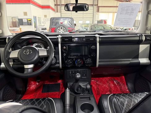 Used 2007 Toyota FJ Cruiser 4WD image 20
