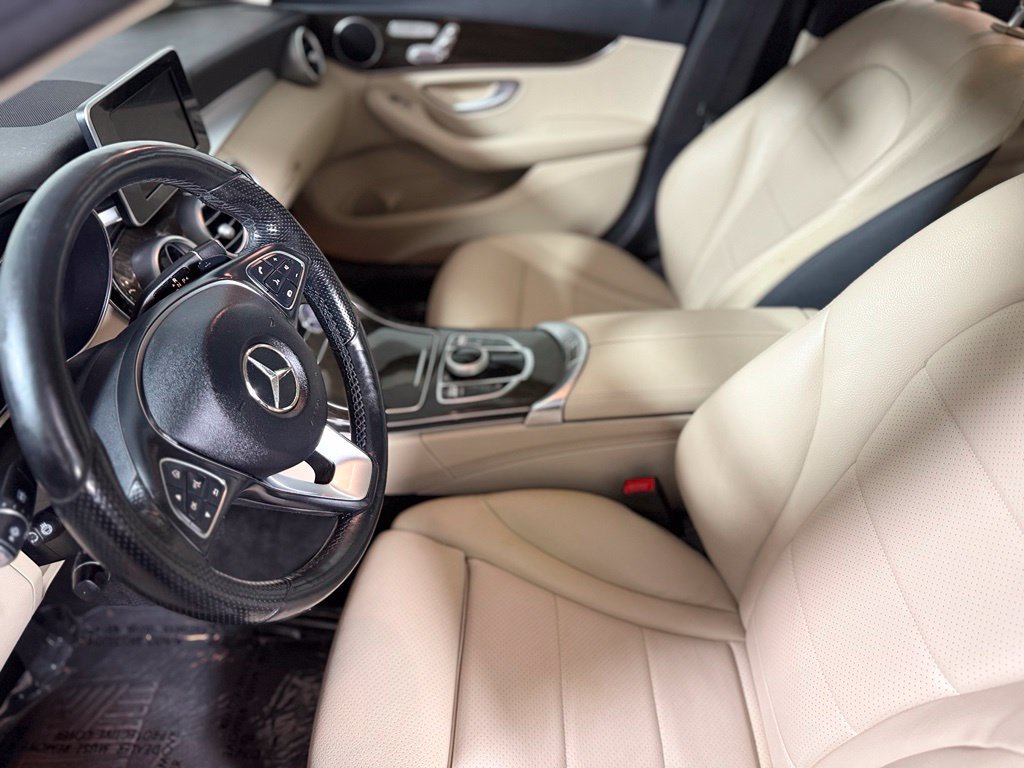 Used 2017 Mercedes-Benz C 300 4MATIC Sedan image 20