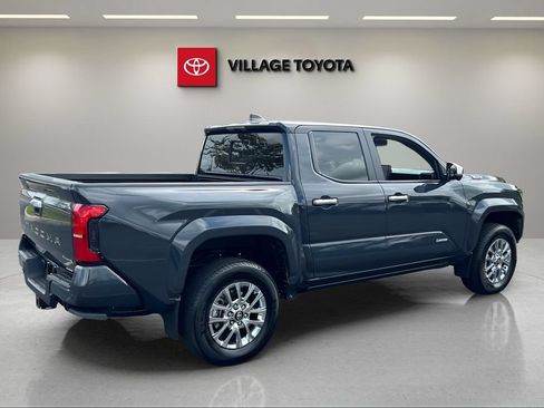 Certified 2025 Toyota Tacoma Limited AWD/4WD image 5