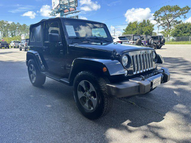 Used 2017 Jeep Wrangler Sahara w/ Connectivity Group AWD/4WD image 6