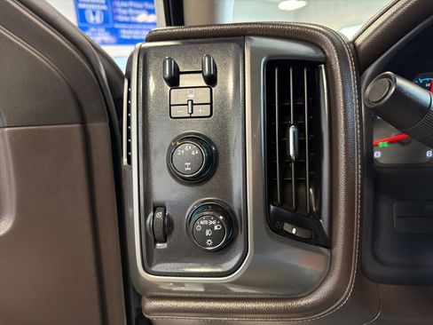 Used 2015 Chevrolet Silverado 3500 LTZ w/ LTZ Plus Package AWD/4WD image 21