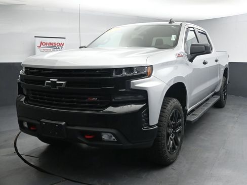 Used 2021 Chevrolet Silverado 1500 LT Trail Boss w/ Bed Protection Package AWD/4WD image 4
