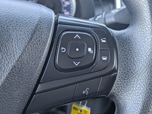 Used 2016 Toyota Camry LE FWD image 24