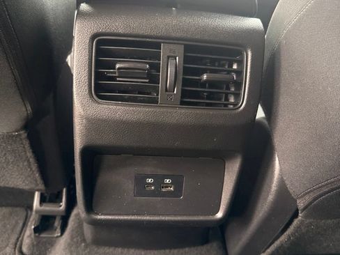 Used 2023 Nissan Rogue SV AWD/4WD image 40