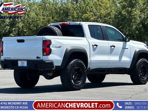 Used 2025 Chevrolet Colorado ZR2 w/ ZR2 Bison Edition AWD/4WD image 4