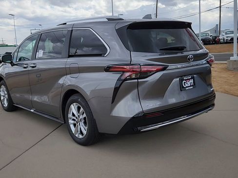 New 2026 Toyota Sienna Limited image 2