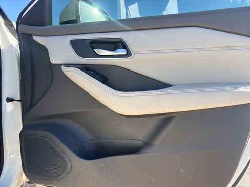 Certified 2021 Nissan Rogue SL image 9