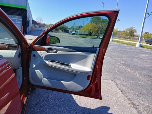 Used 2007 Chevrolet Impala LT FWD image 14