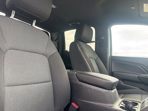 Used 2024 Chevrolet Colorado W/T w/ Safety Package image 27