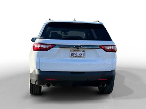 Used 2020 Chevrolet Traverse LT w/ LPO, Blackout Package image 4