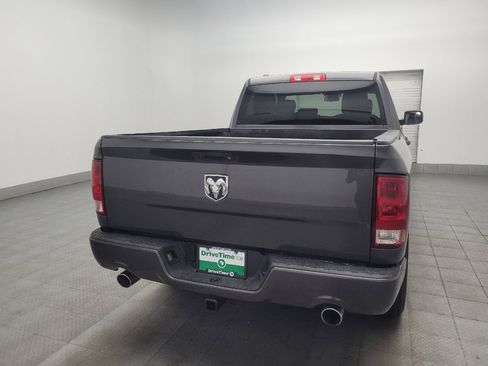 Used 2017 RAM 1500 ST RWD image 7