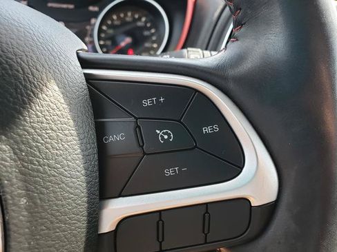 Used 2017 Jeep Compass Trailhawk w/ Leather Interior Group AWD/4WD image 27