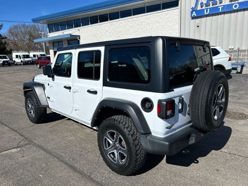 Used 2022 Jeep Wrangler Unlimited Sport image 5