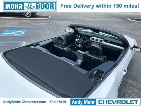 Used 2022 Ford Mustang Premium image 11