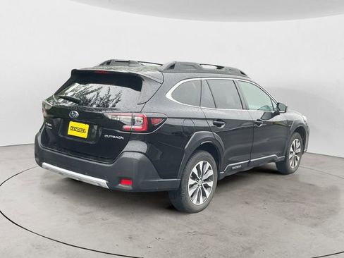 Used 2024 Subaru Outback Limited AWD/4WD image 5