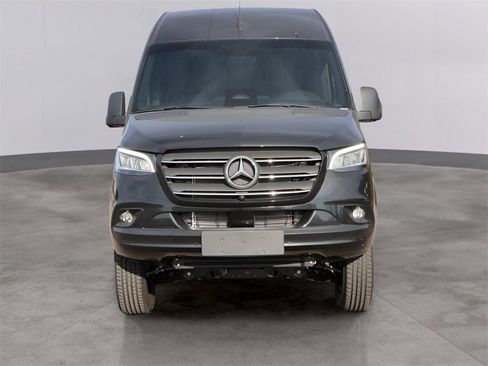 New 2026 Mercedes-Benz Sprinter 2500 image 2