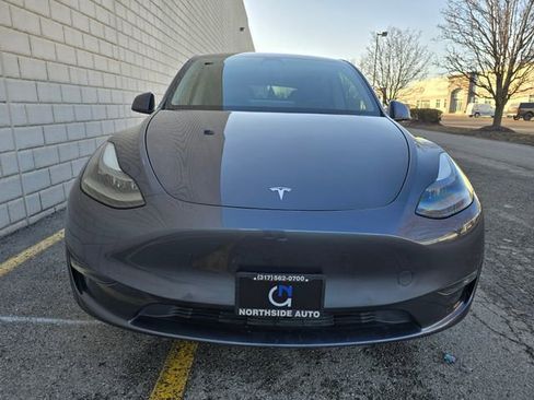 Used 2022 Tesla Model Y Performance image 12