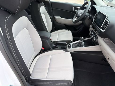 New 2026 Hyundai Venue SEL FWD image 14