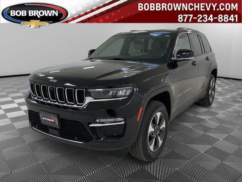 Used 2022 Jeep Grand Cherokee Limited 4xe w/ Luxury Tech Group II AWD/4WD image 1