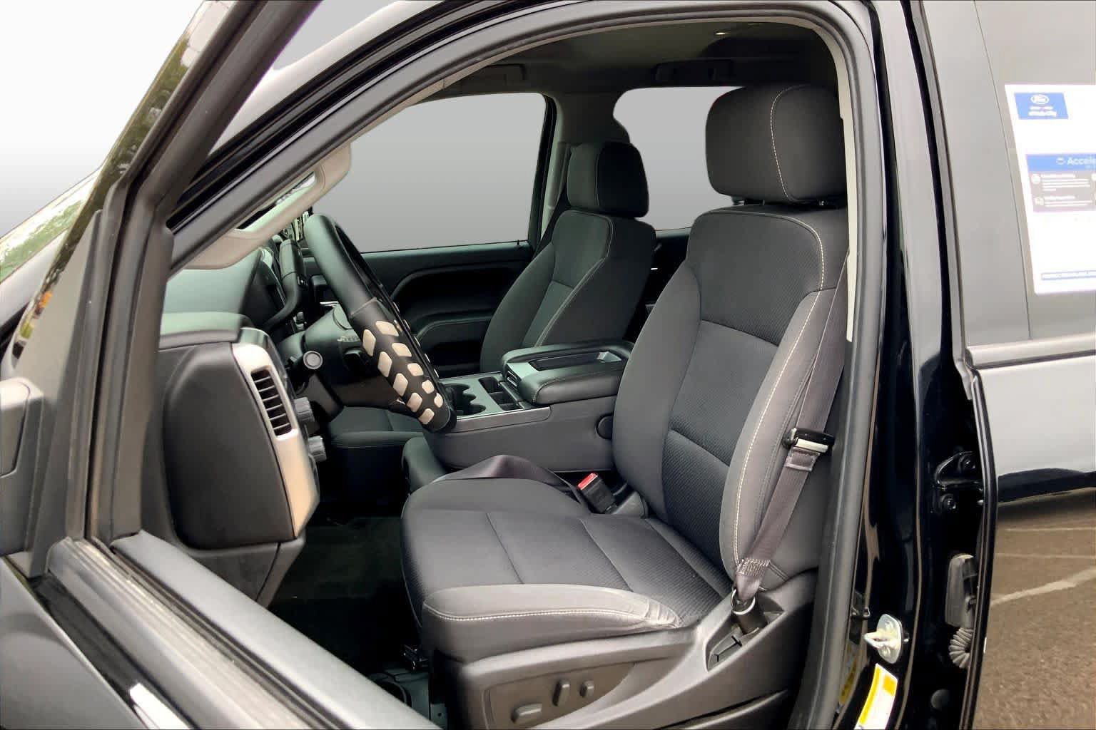 Used 2016 Chevrolet Silverado 1500 LT w/ All Star Edition AWD/4WD image 8