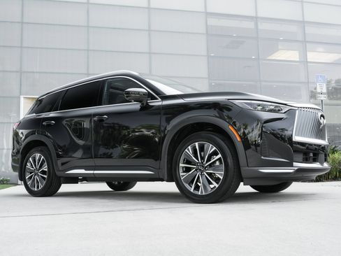 Certified 2026 INFINITI QX60 Luxe w/ Cargo Package FWD image 1