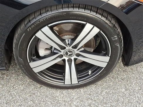 Used 2022 Mercedes-Benz C 300 4MATIC Sedan image 8